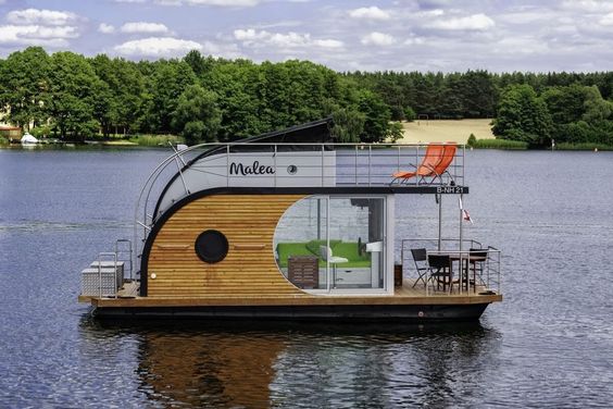 House Boat